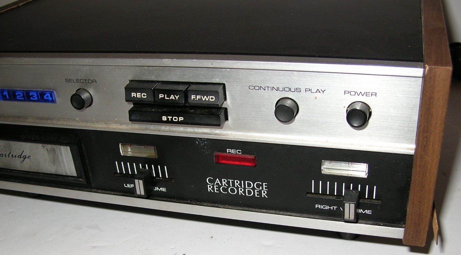Rheem Roberts 8 Track Player Model 808D AS IS – LIke AKAI CR80d Equivalent