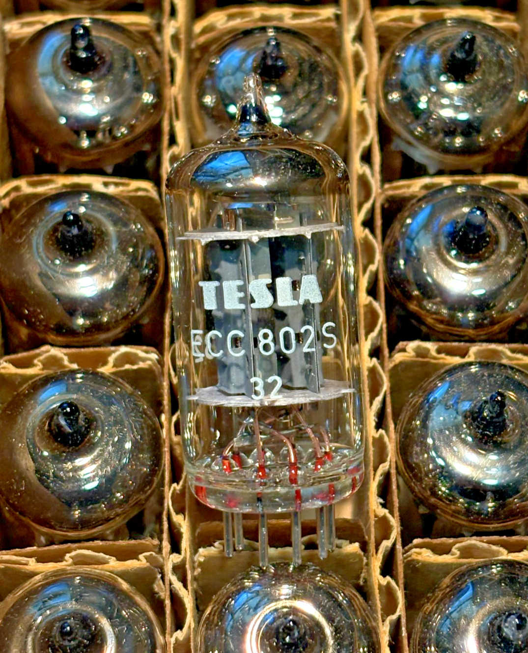 1x New TESLA ECC802S/ECC82/2AU7A tube, different batch numbers