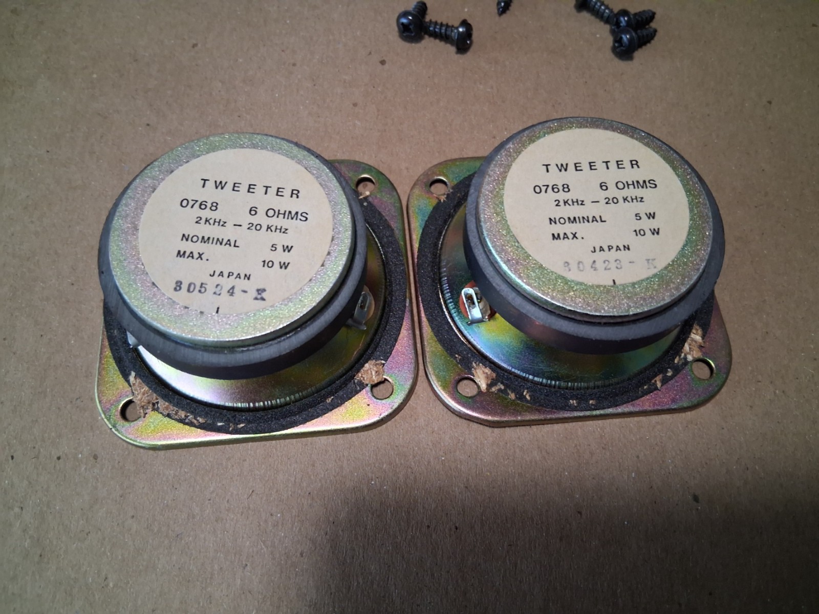Pair of OEM Tweeters PN: 0768 from/for Realistic NOVA 4 Speakers 6 Ohms 5/10W