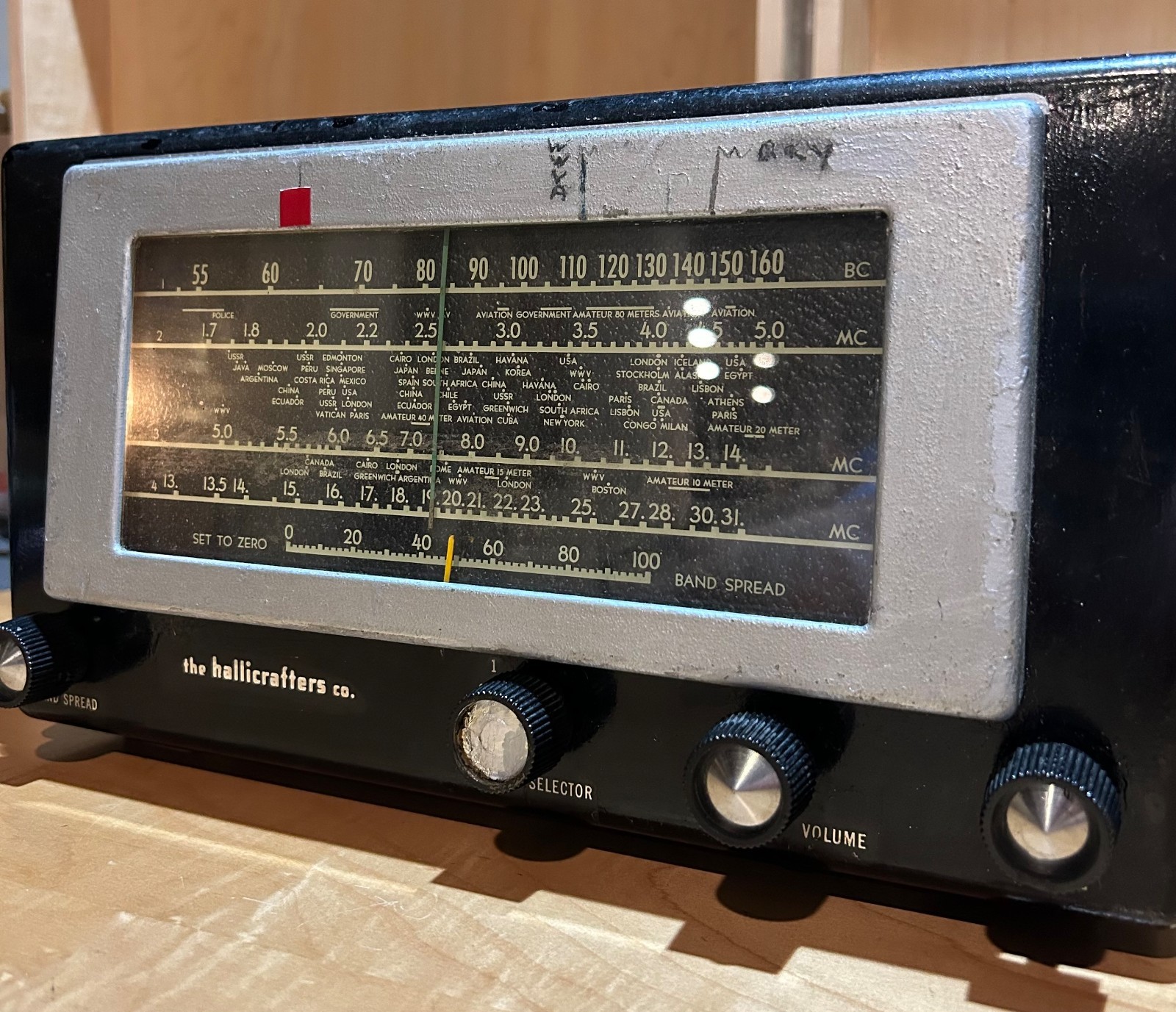 Vintage Hallicrafters Model 5R10A Multi SW band Tube Radio Early 1950s