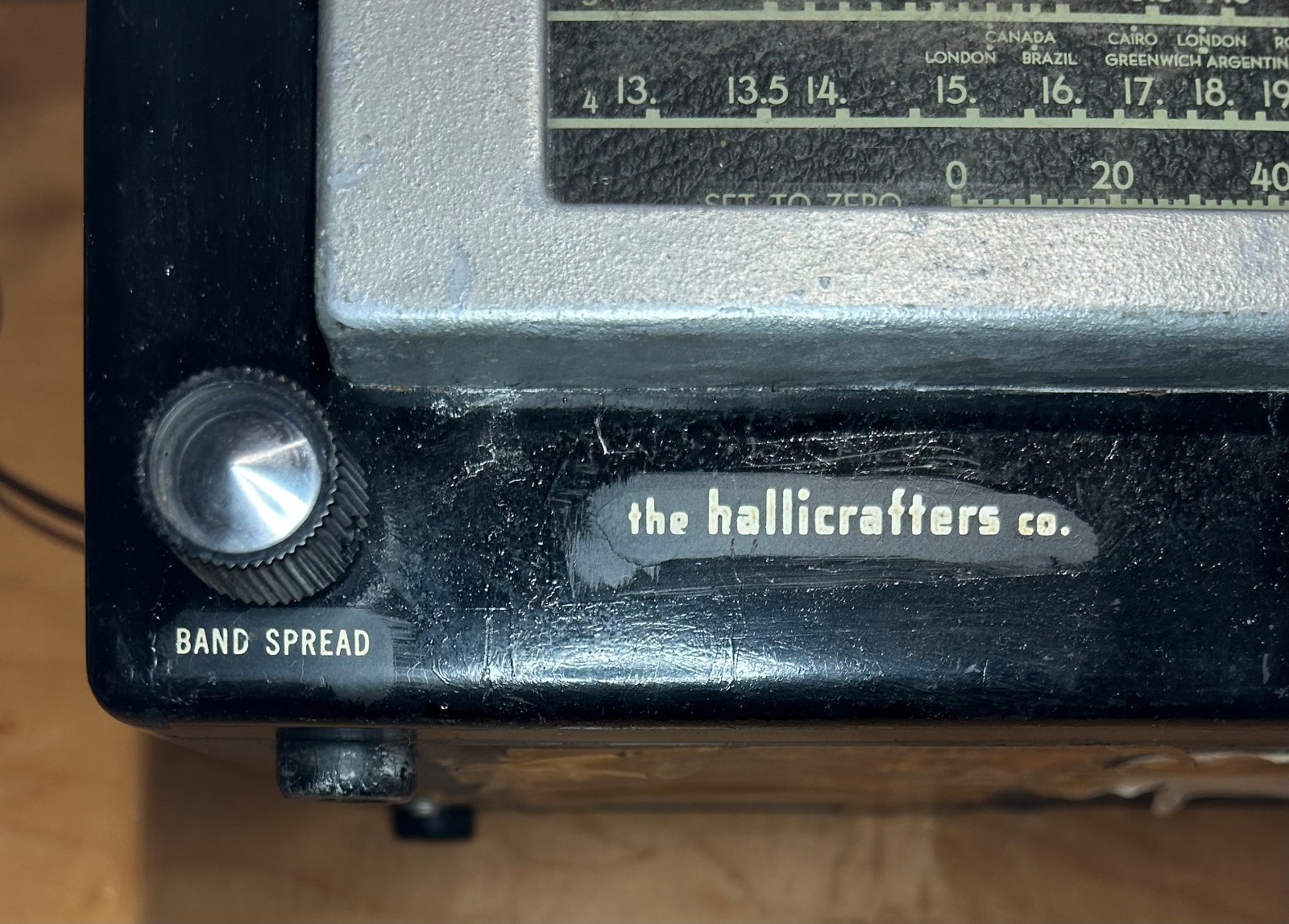 Vintage Hallicrafters Model 5R10A Multi SW band Tube Radio Early 1950s