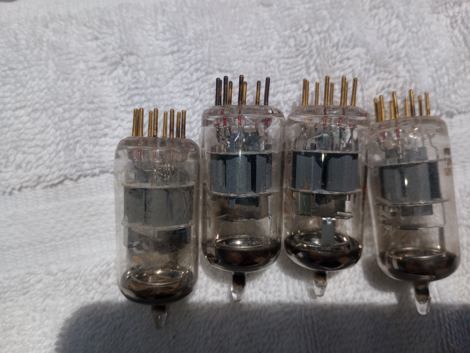 4 total Amperex Jan 7308 (E188CC) (CV4108) Gold Pin ORANGE Print Valve Tube