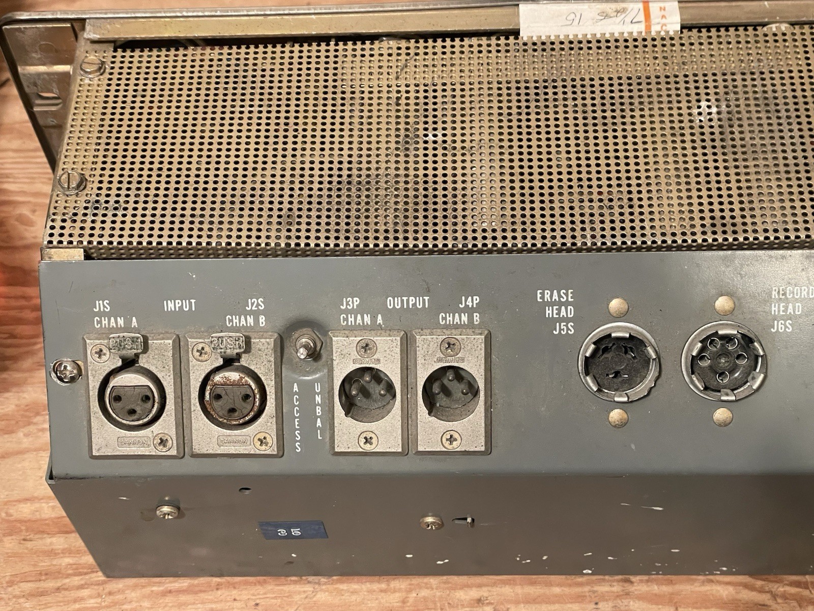Vintage ’60s Ampex PR-10-2 tube-type two-channel electronics 7.5/15 ips preamp