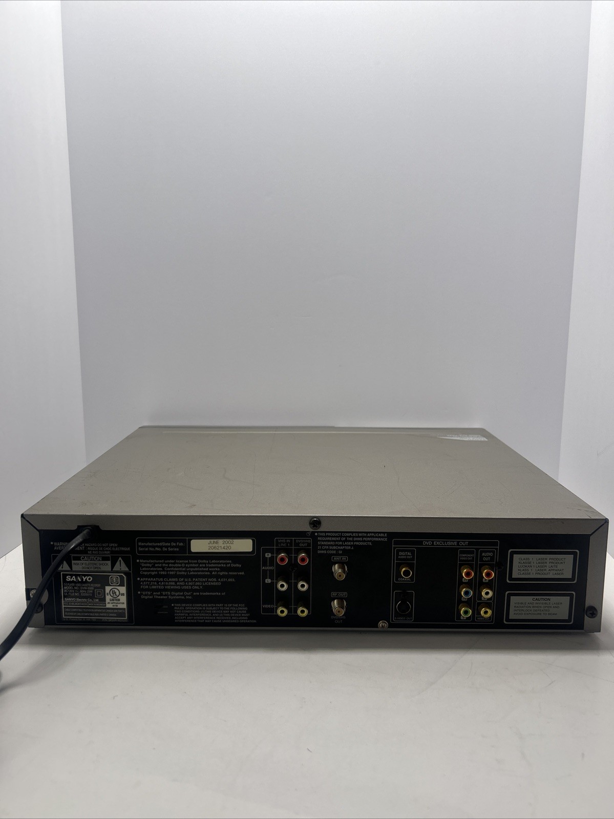 Sanyo DVW-5000 VCR DVD Player Combo Unit no Remote Tested and Working