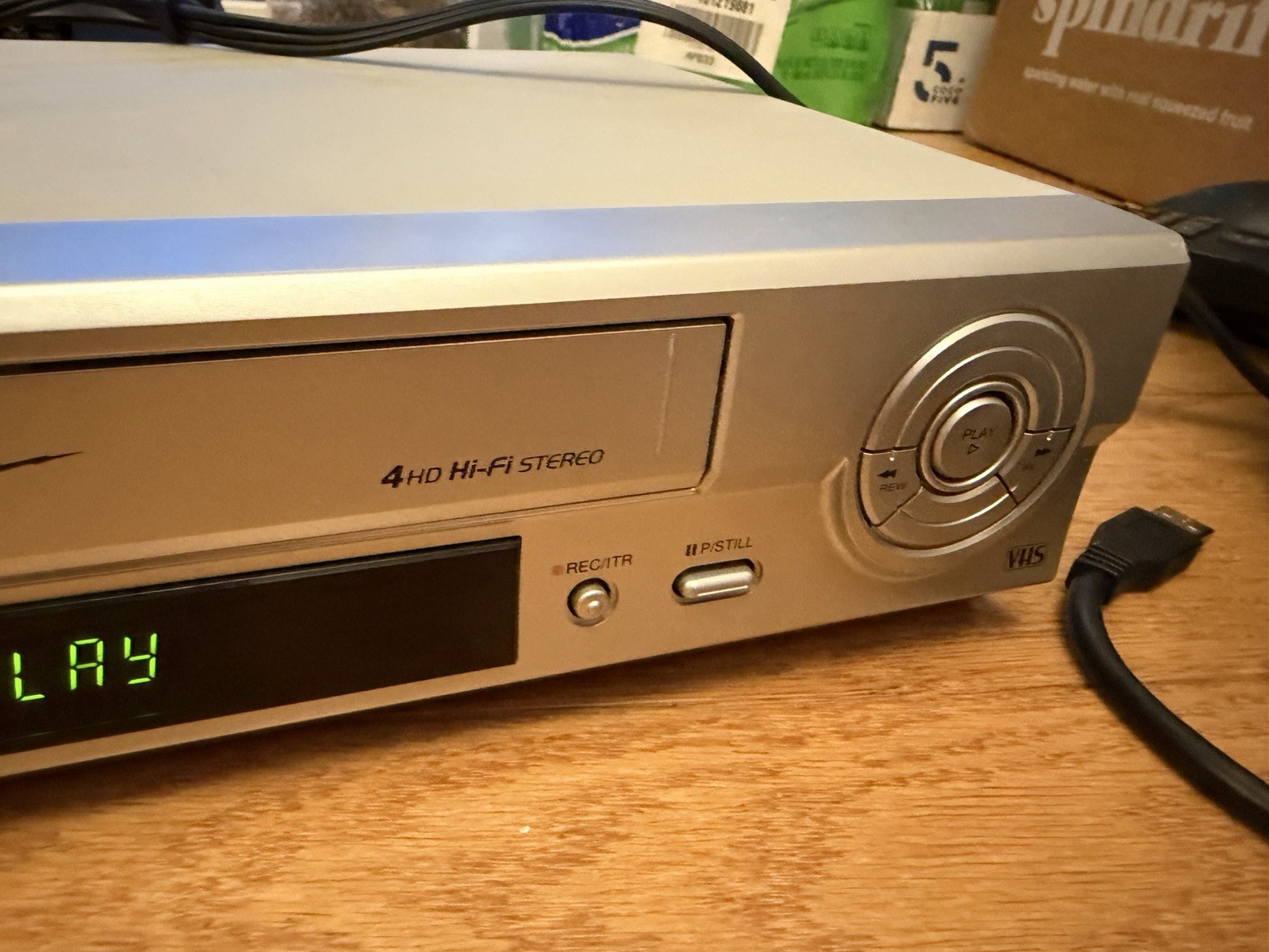 ZENITH VCS442 VCR VHS 4-Head Hi-Fi Stereo Player Recorder Tested Good No Remote