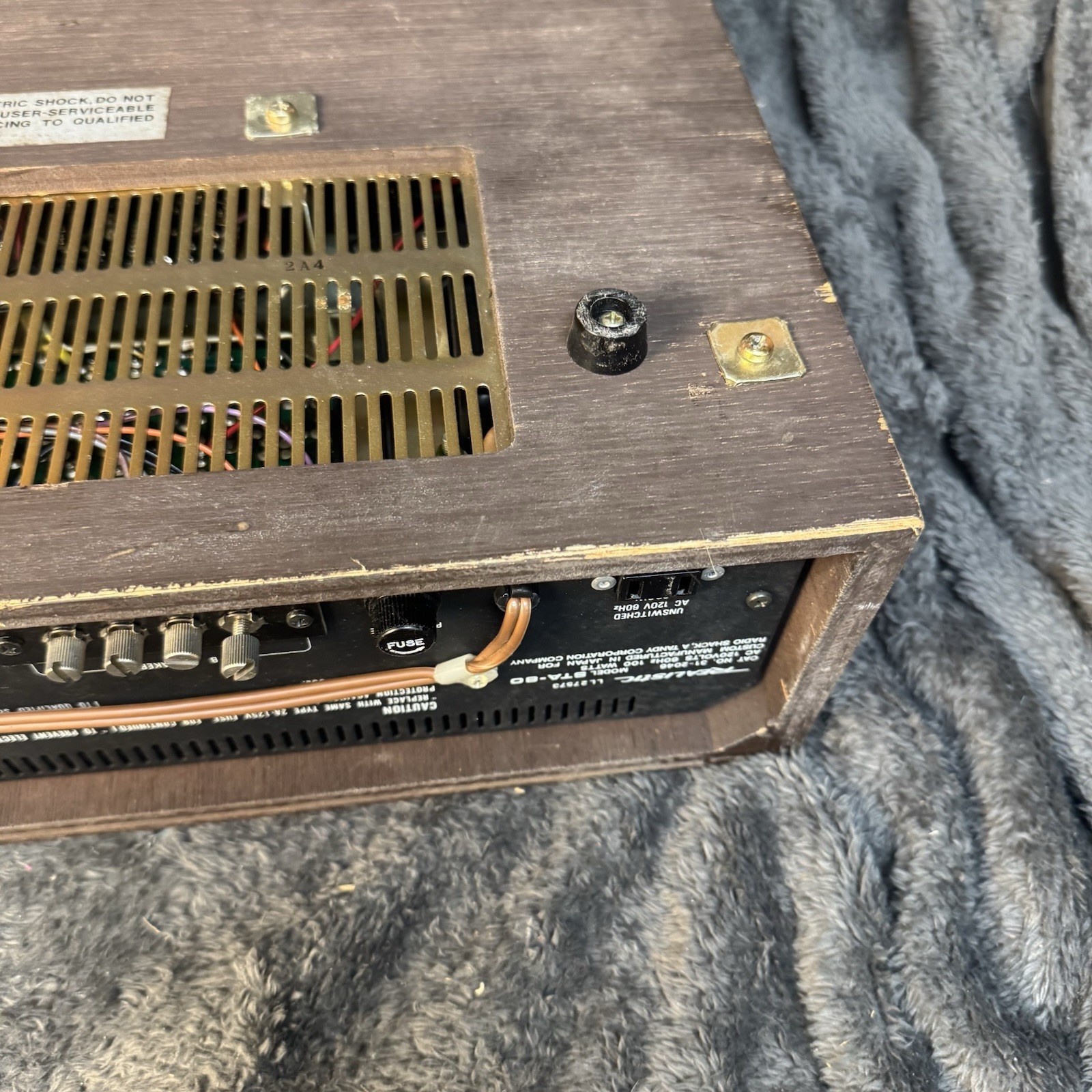 Vintage 1974 Realistic RadioShack STA-80AM/FM Stereo Receiver- Walnut Case