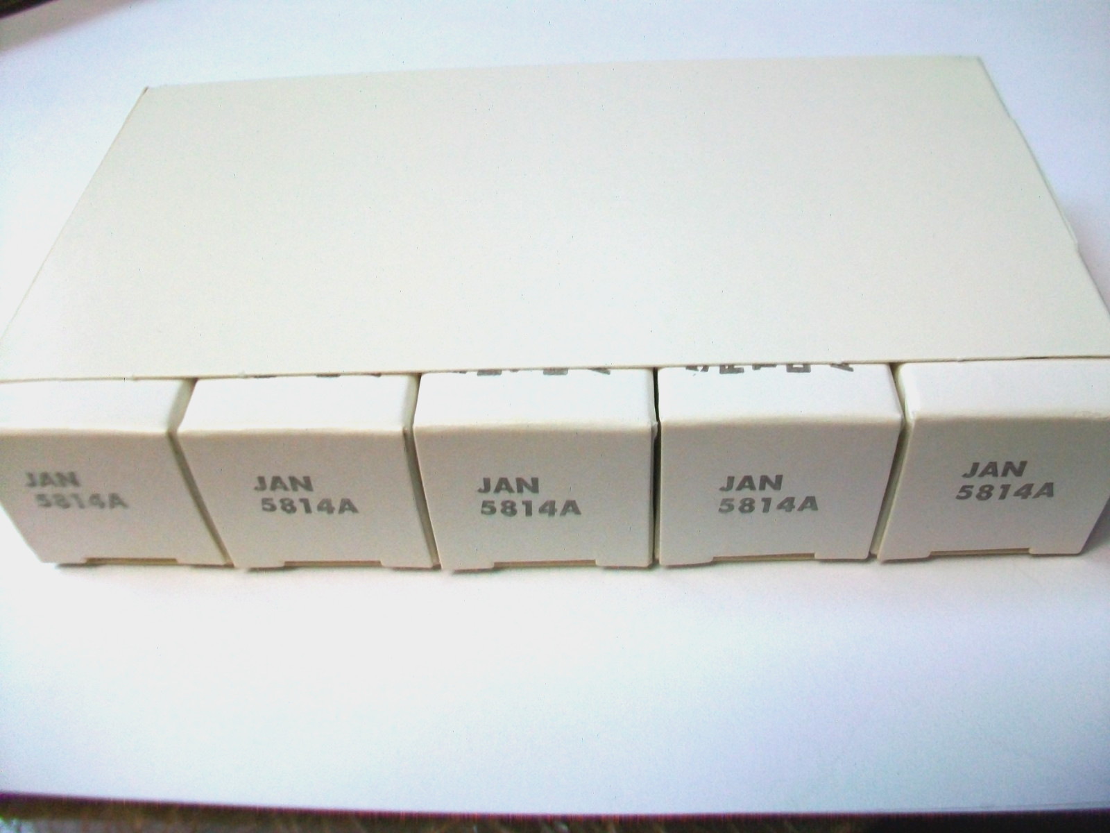 SLEEVE OF 5 NOS JAN 5814A / 12AU7A TUBES