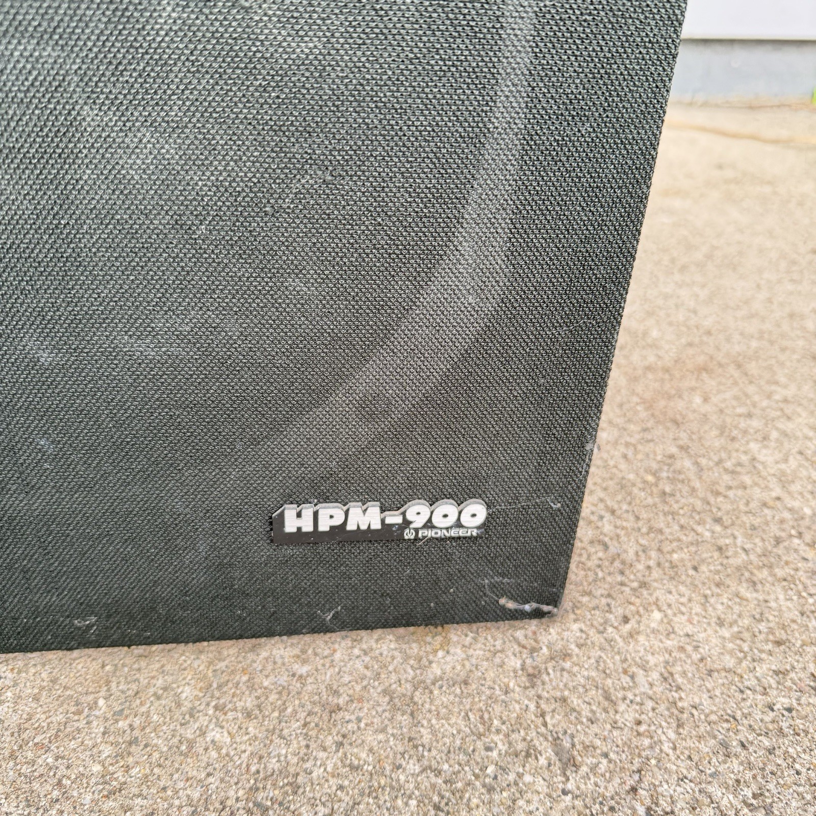 Vintage Pioneer HPM-900 Floor Speakers w/ Original Grill Covers Tested Working