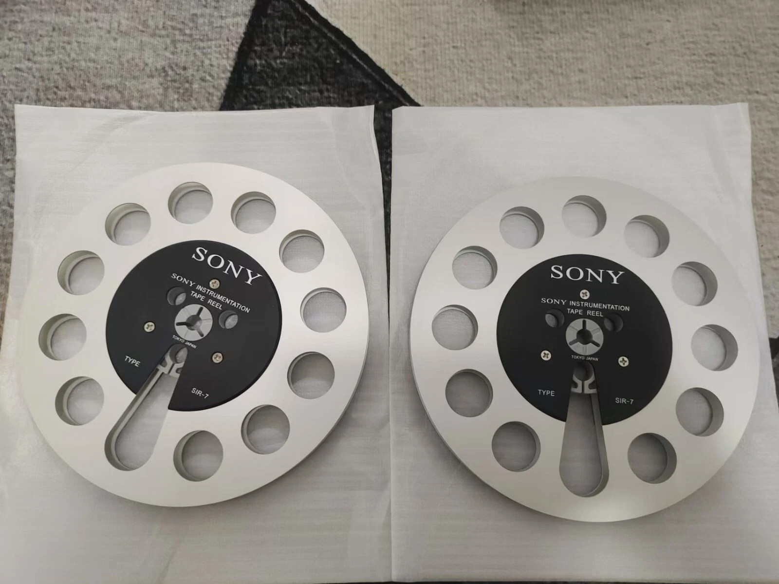 1 Pair 7” SONY Tape Reel Silver Aluminum for Reel to Reel Empty Take up Reel