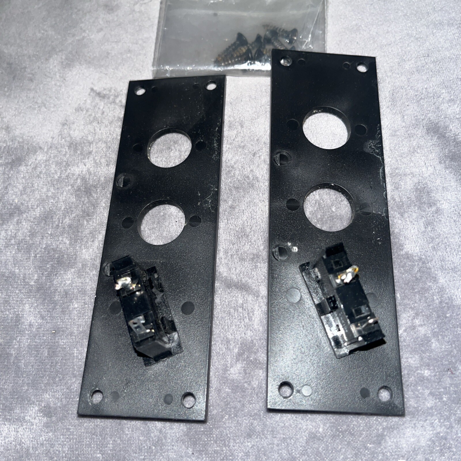 Used Set of Fisher ST-920 Reset Panels & Matching Screws