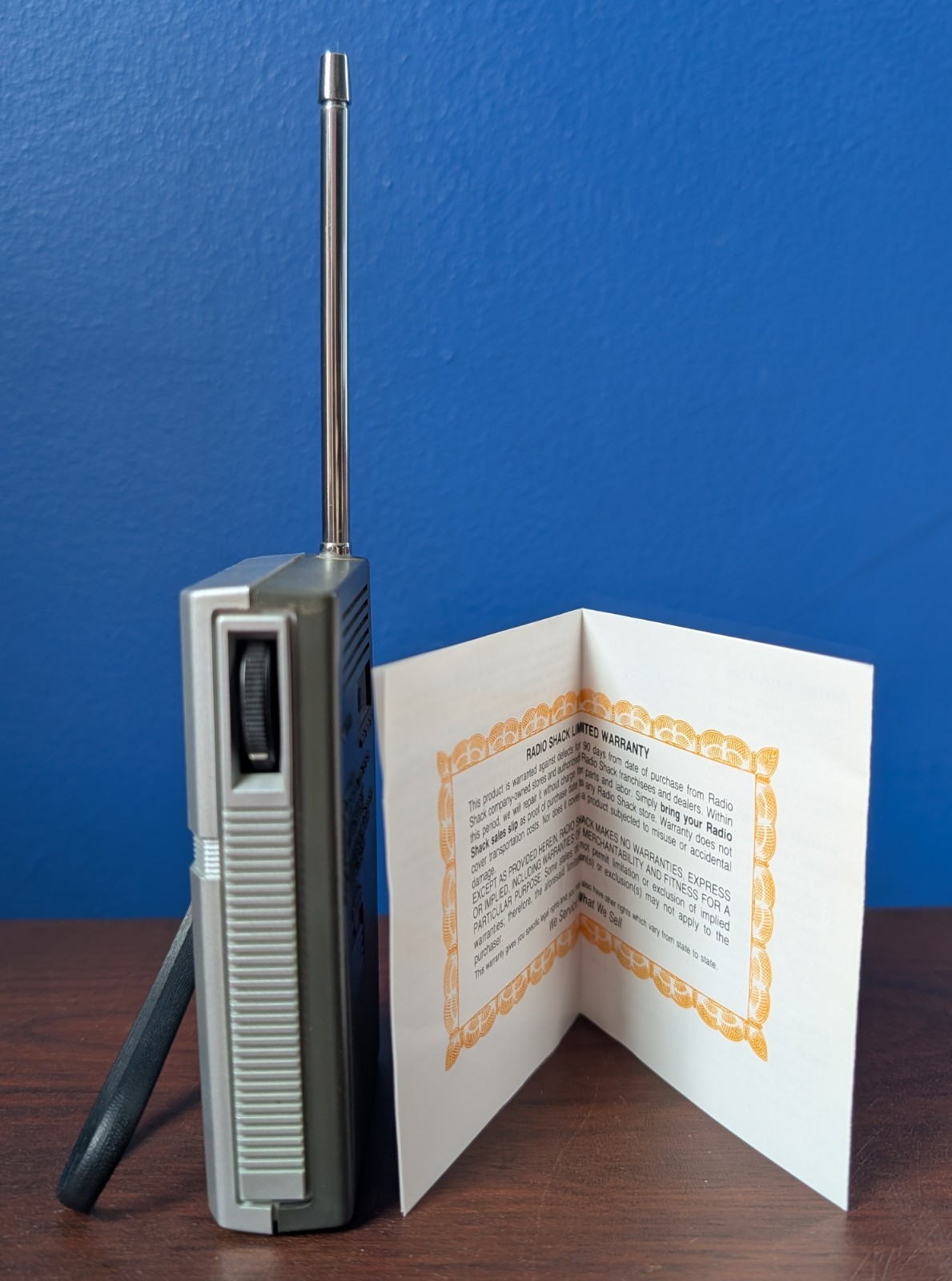 Realistic Pocket Crystal Controlled Weatheradio 12-151A + Owner’s Manual, Works!