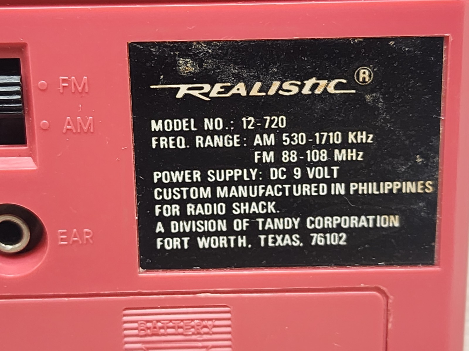 Vintage Realistic Flavoradio Red Handheld AM FM Radio 12-720 Tested Working