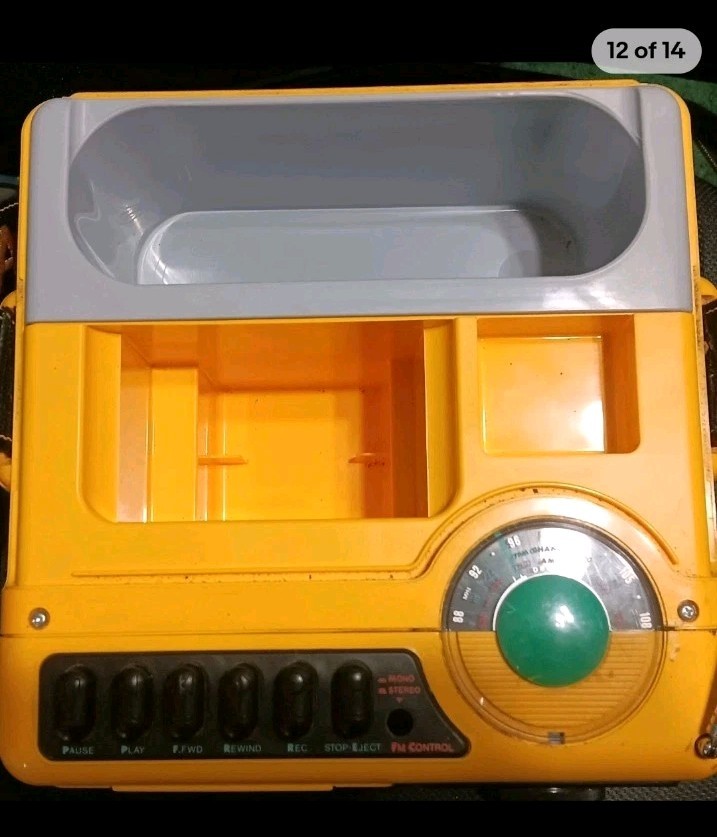 Vtg Magnavox Cube D-8080 Portable Cassette Player Boombox AM FM STEREO *parts*
