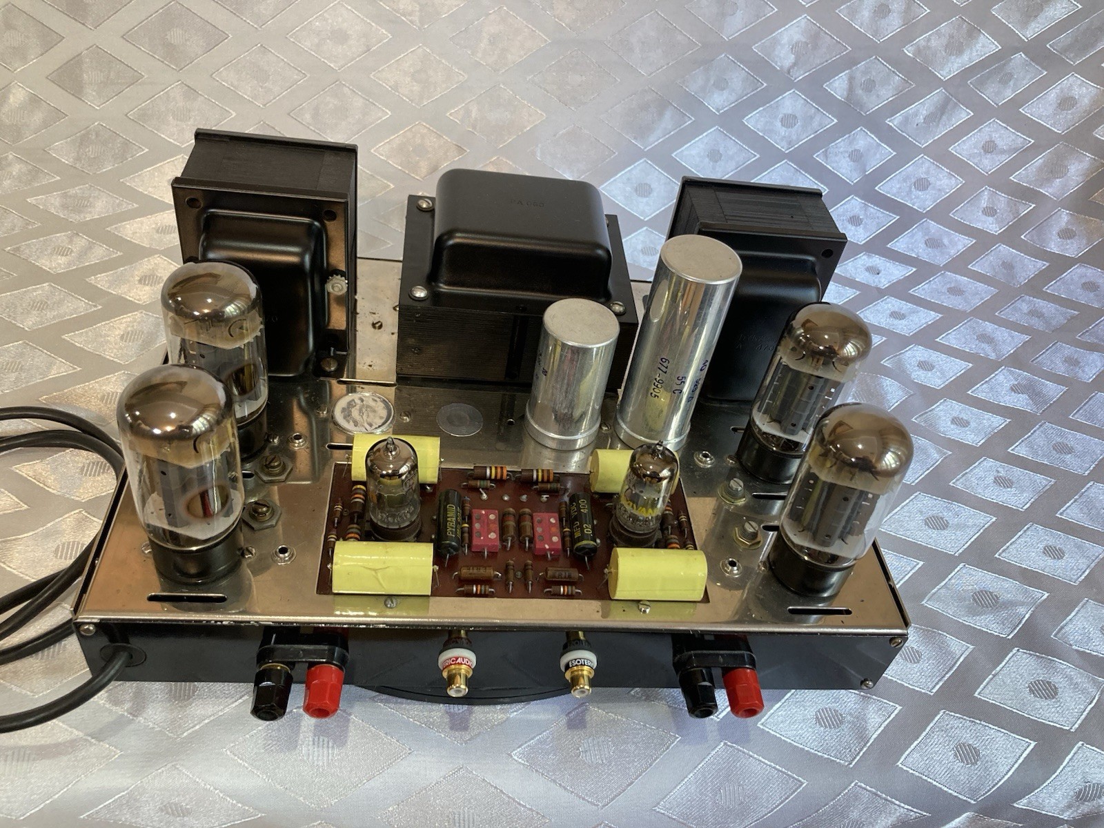 Dynaco Dynakit ST-70 Stereo Tube Amplifier