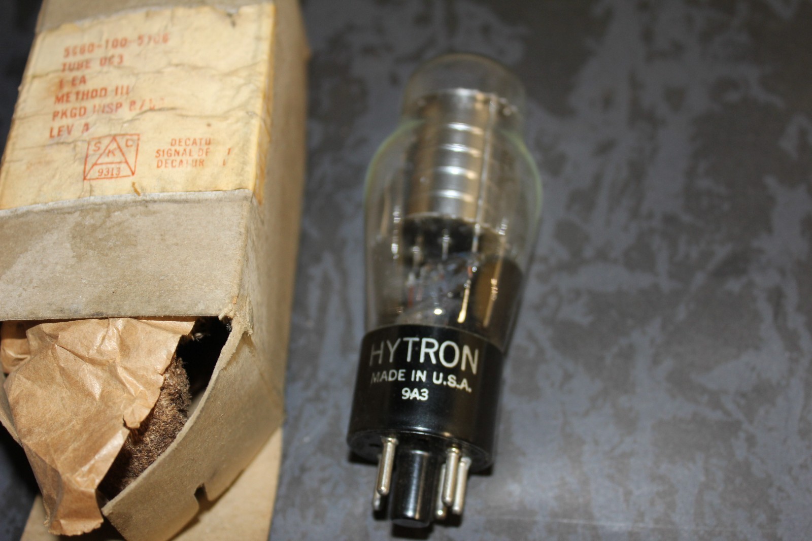 vr105/30 vt 200 tube new old stock never used
