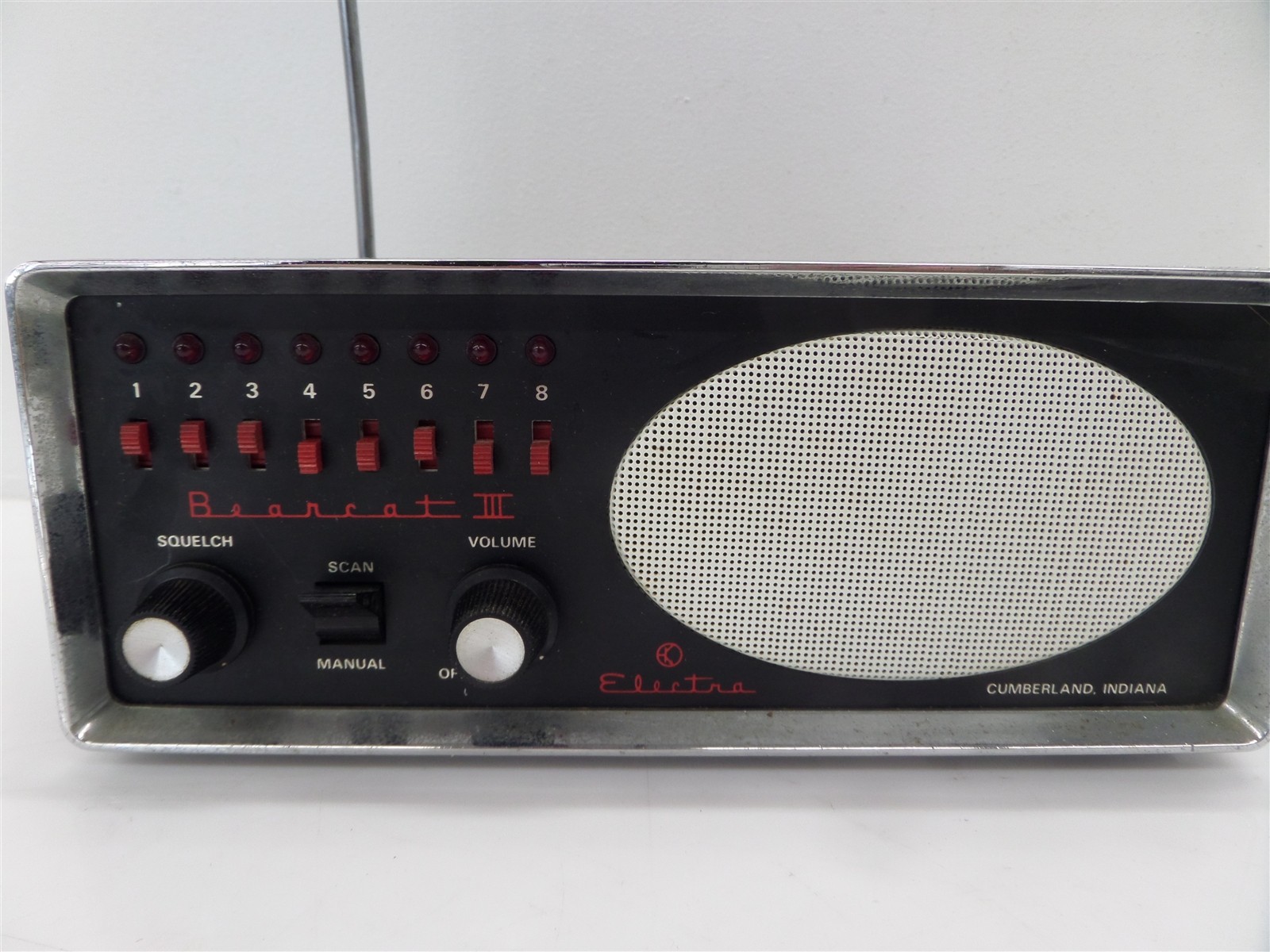 Vintage Electra Bearcat III 8-Channel Radio Scanner – Untested