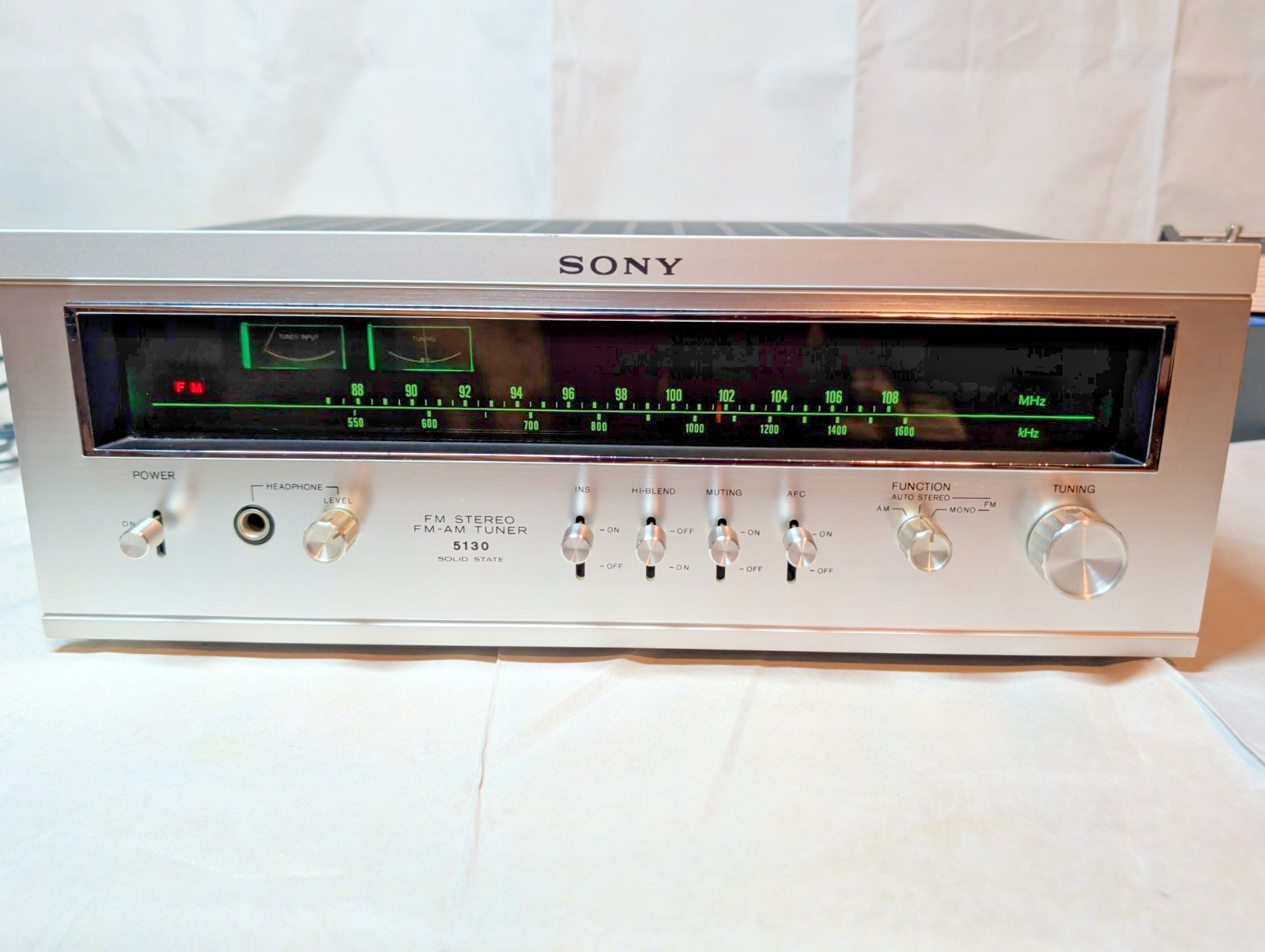 Sony TA-2000F Stereo Preamp & ST-5130 FM Tuner Silver face Tested Working Pair