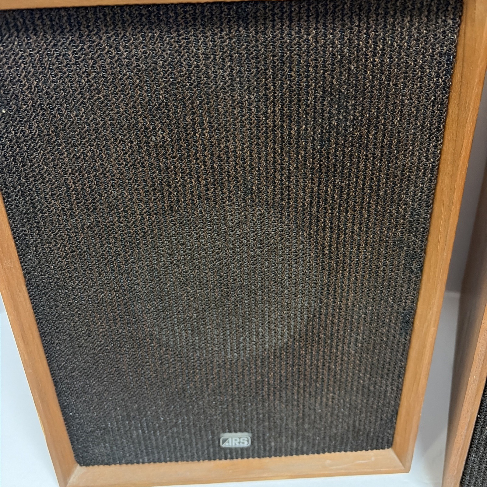 Vintage Acoustic Research Pair Of Bookcase speakers Wood Box 11x9x8