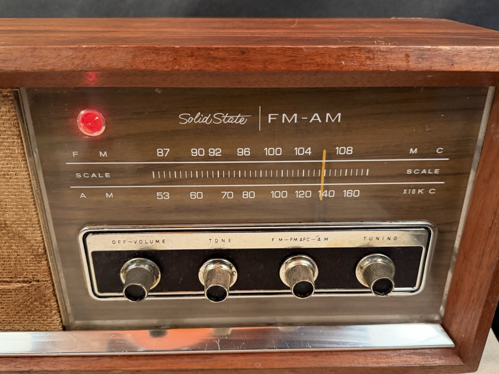 Vintage Panasonic RE-756 Solid State AM FM Radio Wood Cabinet Japan