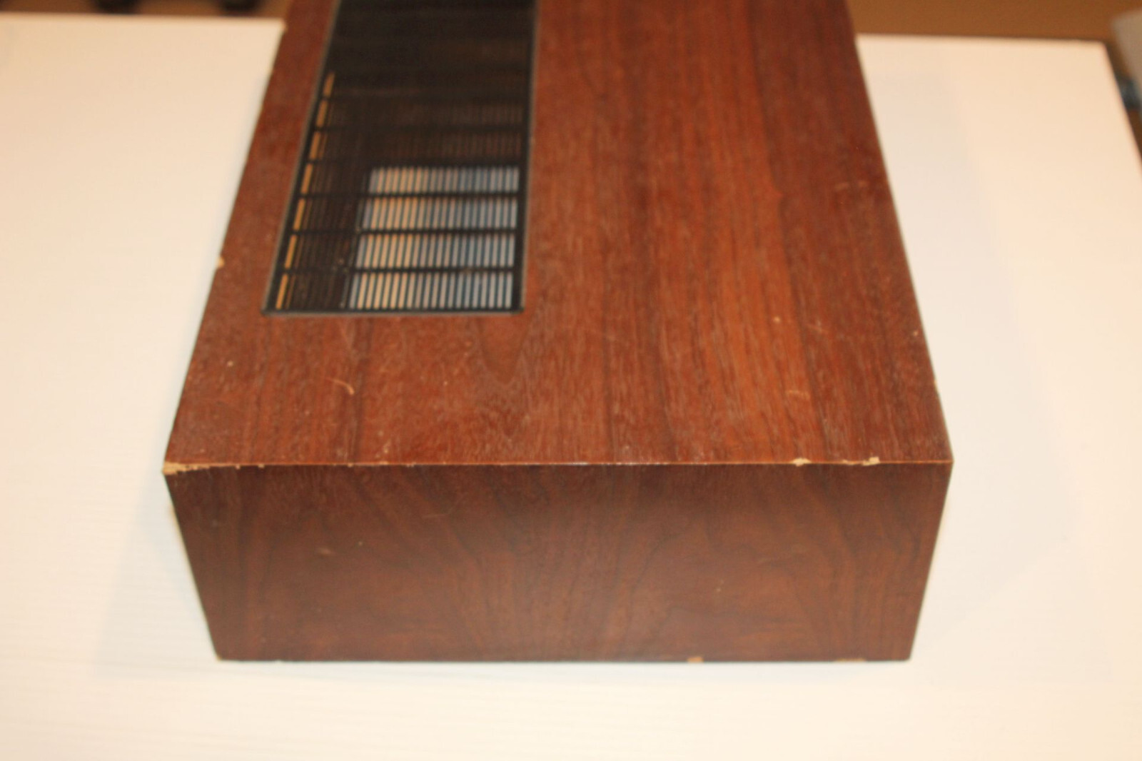 Vintage Realistic STA-80 Receiver Amp – OEM Wooden Case Housing Wood Assembly