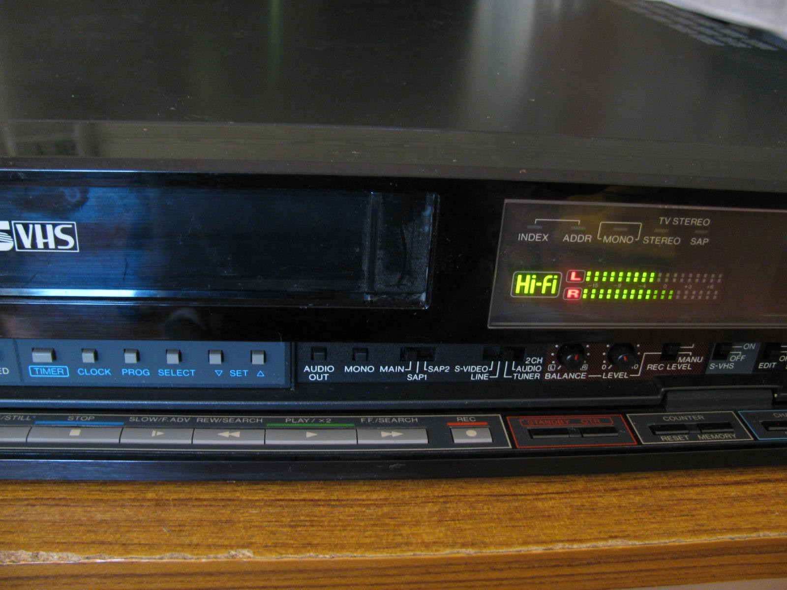 Philips (Panasonic) VPH733TS01 Super SVHS VCR Tested Great Working NO REMOTE