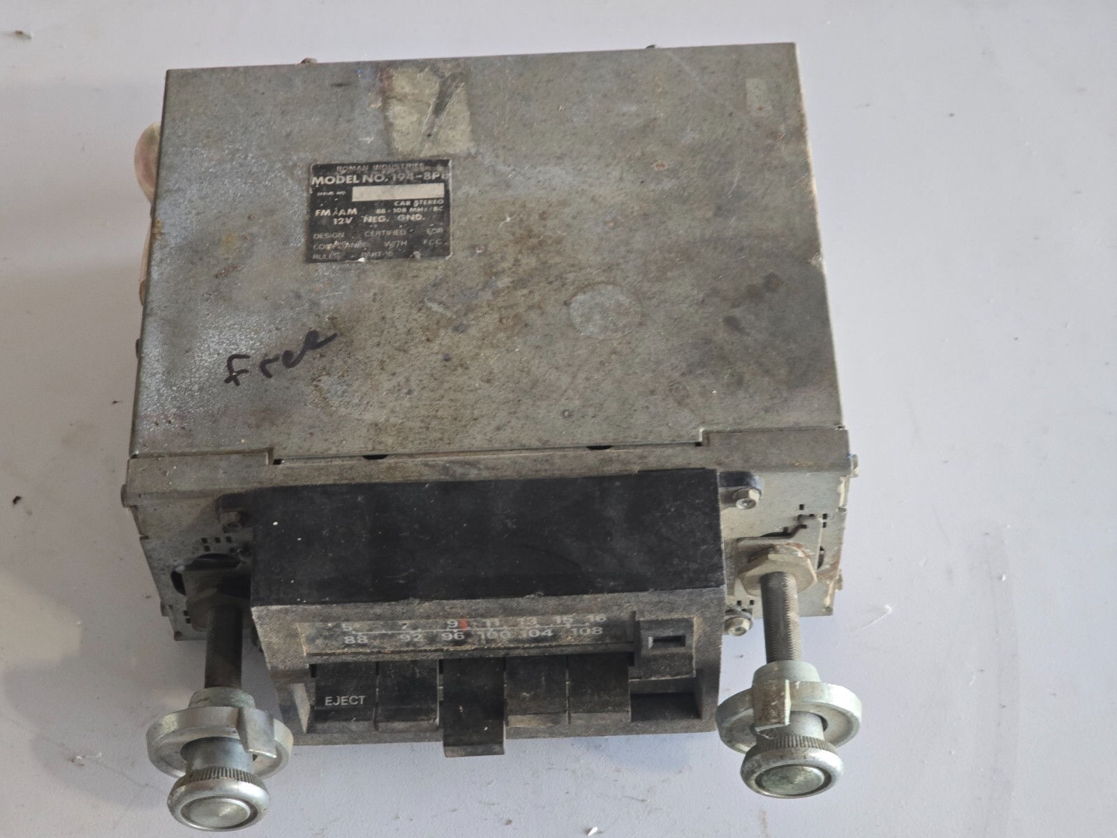 Vintage Boman Industries AM/FM Radio 8 Track Tape Player Model 194-8PB Untested