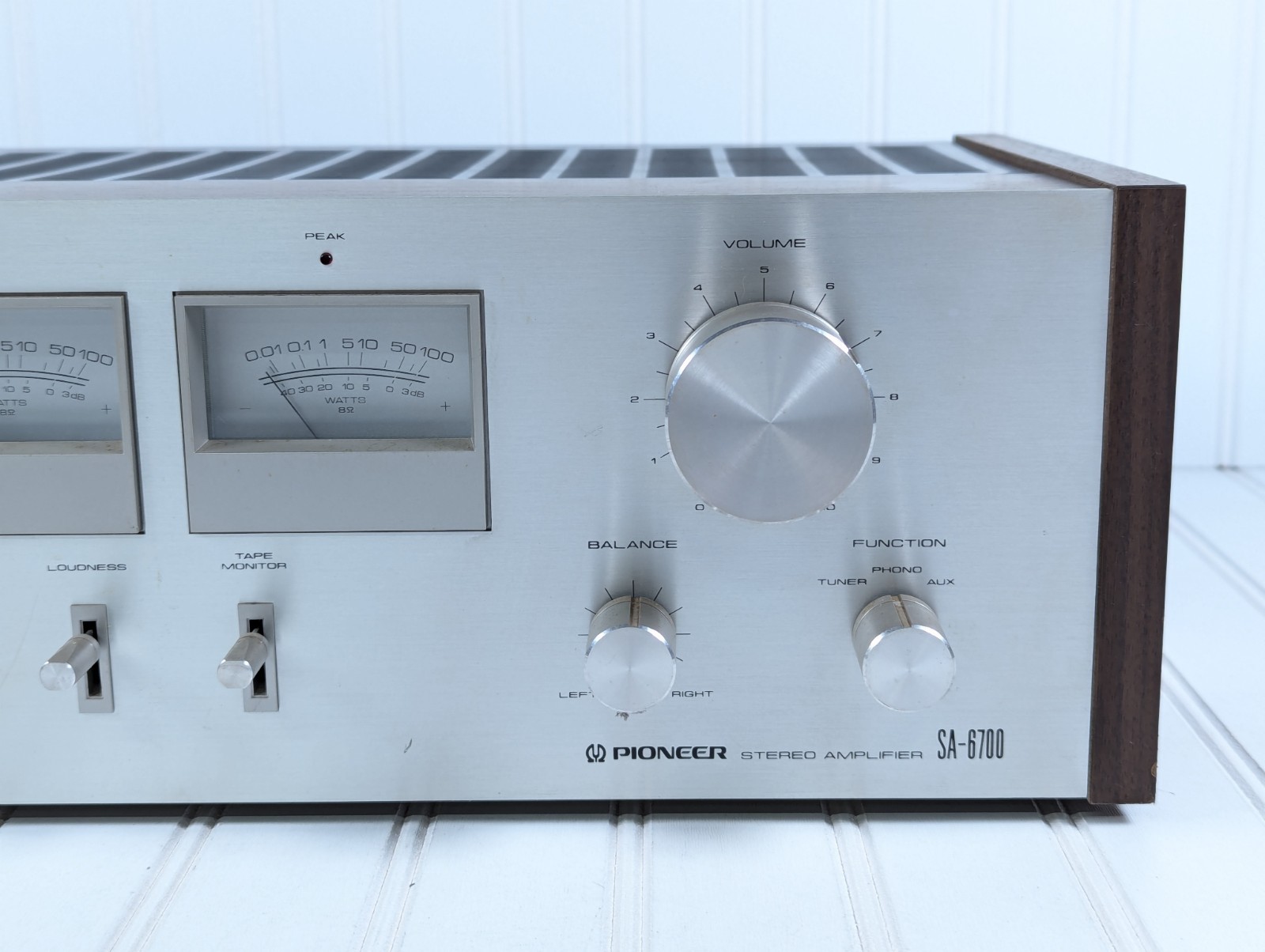 Pioneer Stereo Amplifier SA-6700 Vintage Silver Face With VU Meters Tested Works