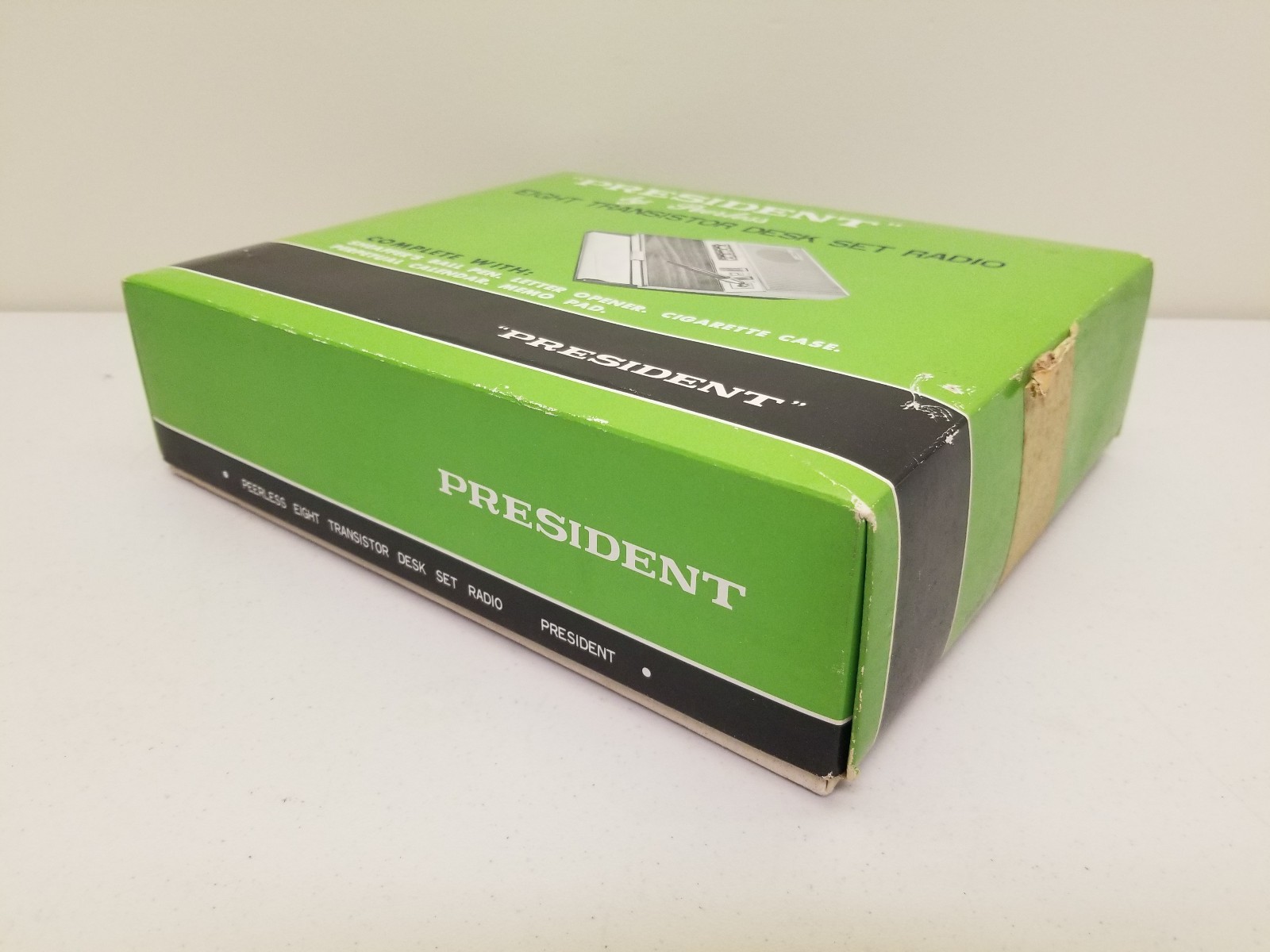 Vtg. President by Peerless Eight Transistor Desk Set AM Radio Calendar Memo NOS!
