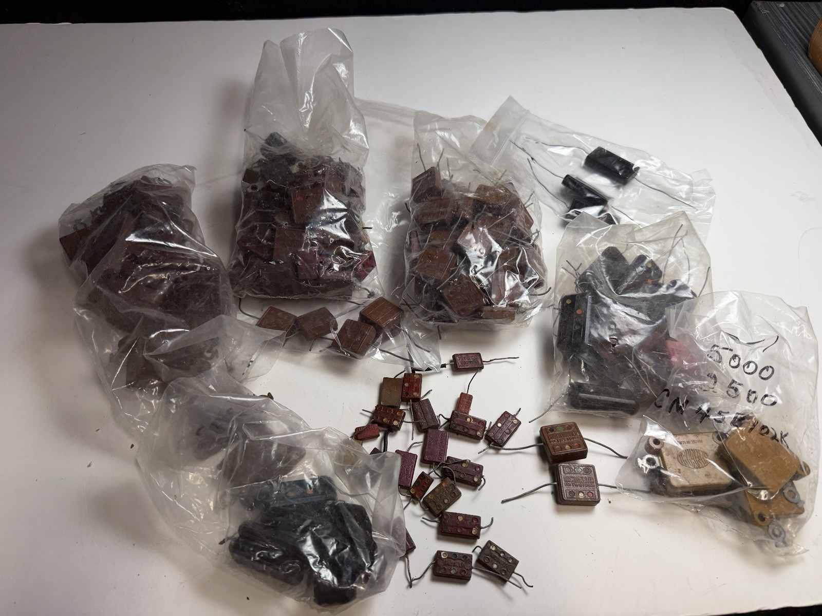large 3 pound Mixed Lot Sangmo Cornell Dubilier Micamold Mica