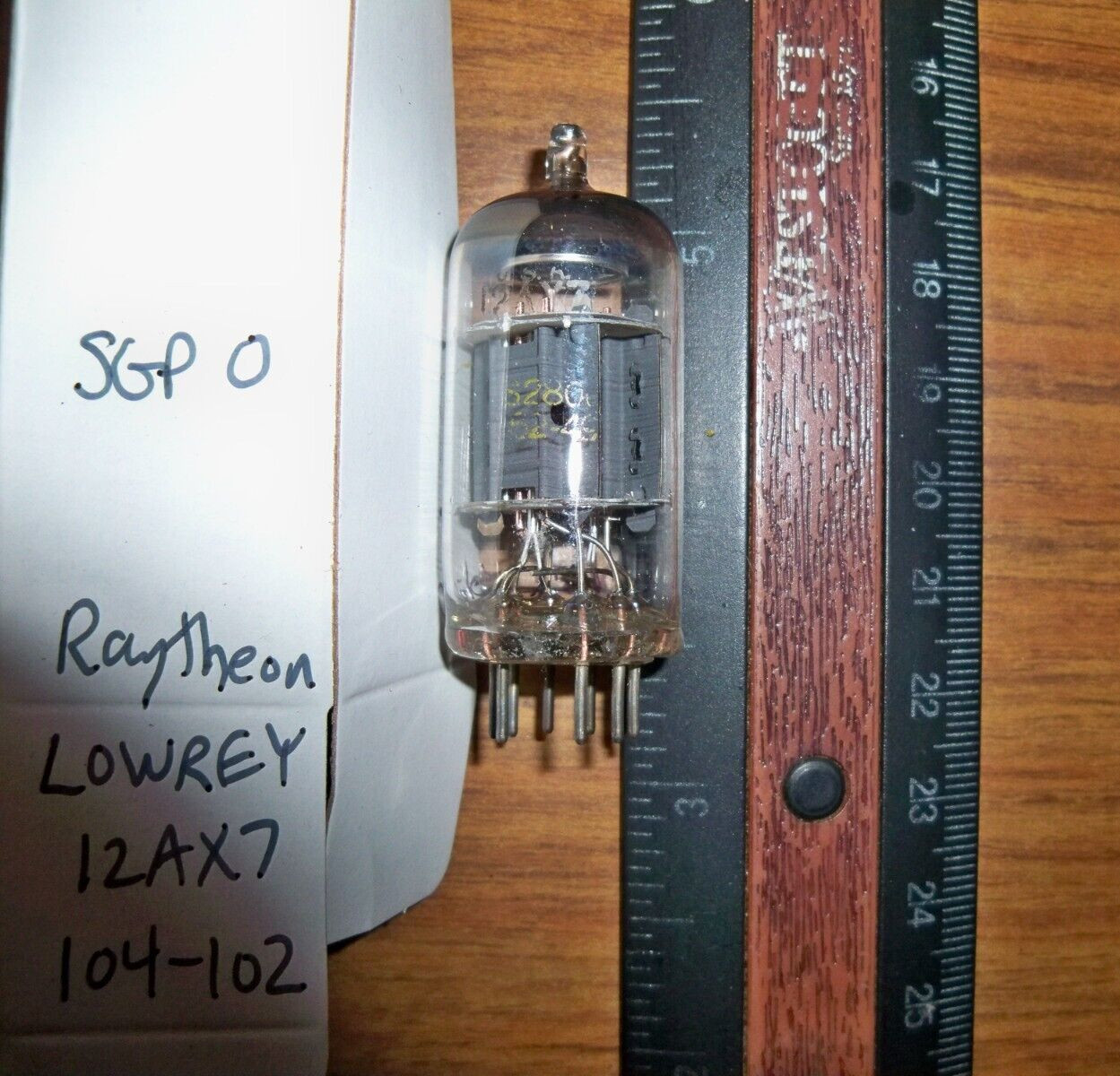 Strong LOWREY by Raytheon Short Gray Plate O Getter 12AX7 / ECC83 Tube – 104/102