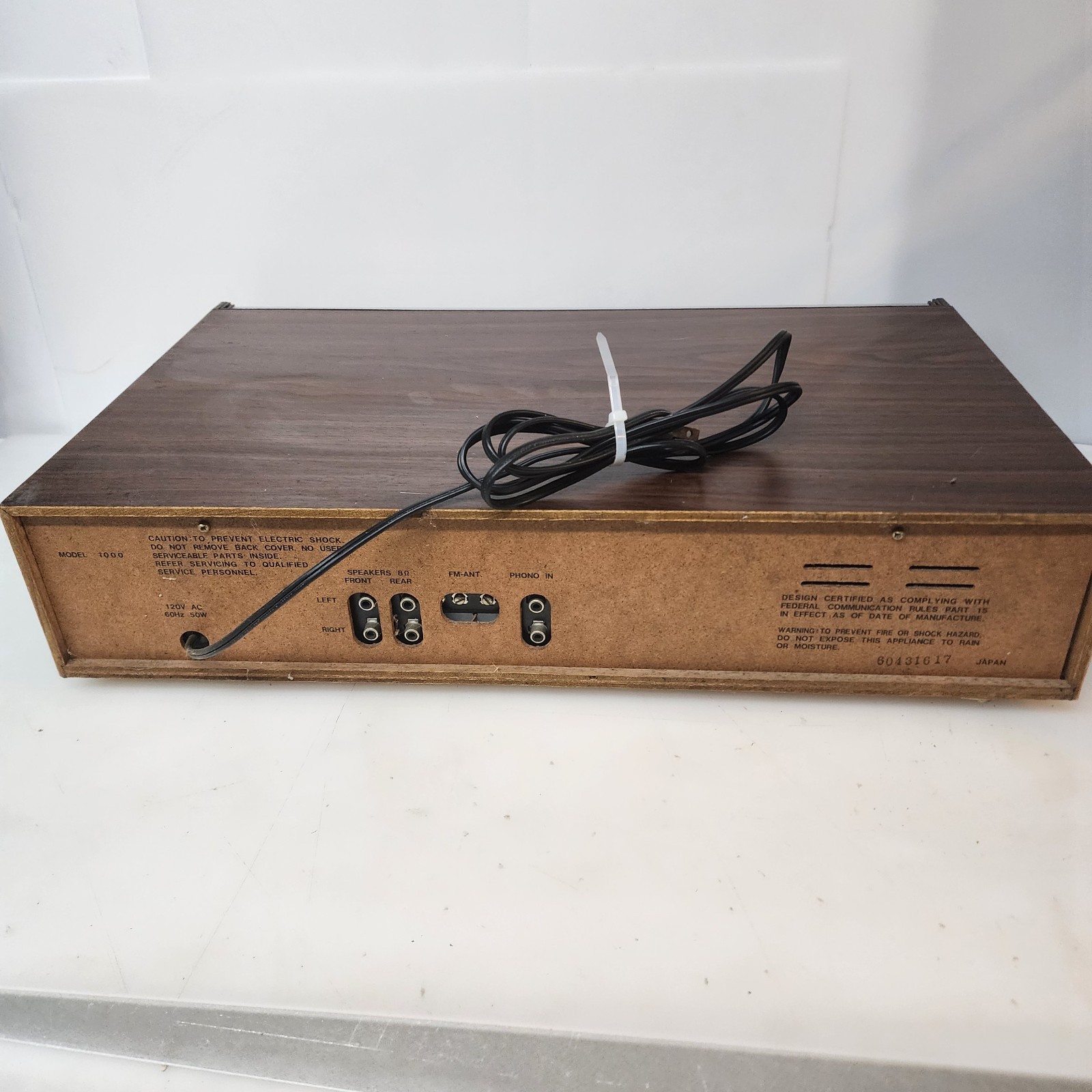 Vintage Eversonic AM/FM stereo Receiver 8-track Model 1000 Retro Faux Wood Grain