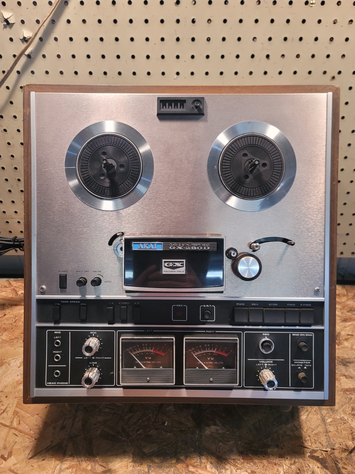 Akai GX-280D Surround Sound Stereo 4-Track/Stereo Reel To Reel AS-IS Works