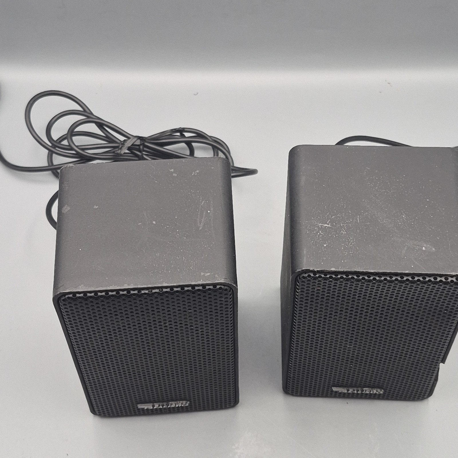 Vtg Realistic Minimus 3.5 Speakers 15W Input 8 Ohms 40-1996A Untested 3.5″ X 5″
