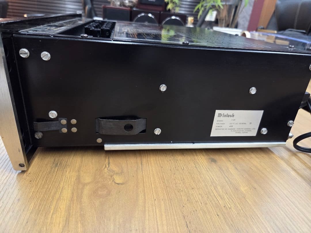 McIntosh C28 Stereo Preamplifier Vintage Hi-Fi Solid State Preamp Classic USA