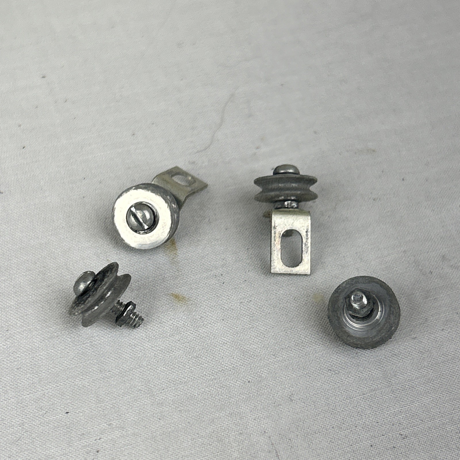 Heathkit AJ-30 AM/FM Tuning Dial Pointers, String, And Gears