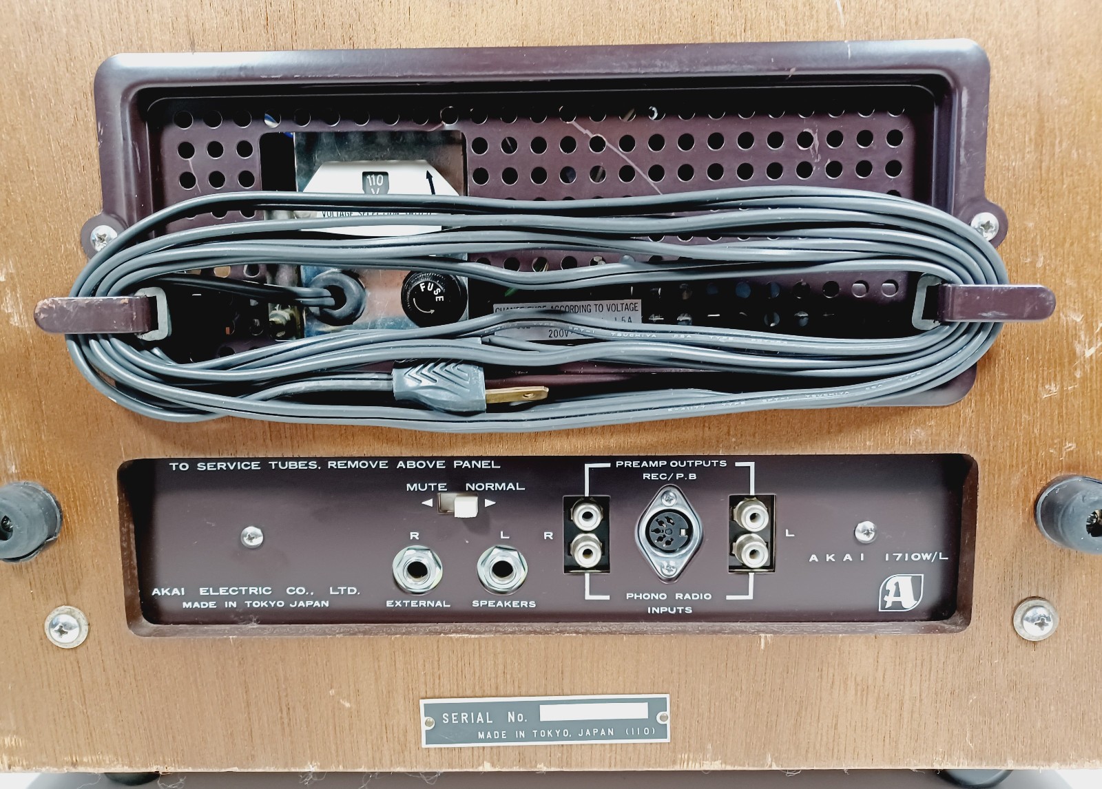 Akai 1710W Reel To Reel 4 Track Stereophonic Tape Recorder – PARTS REPAIR AS IS