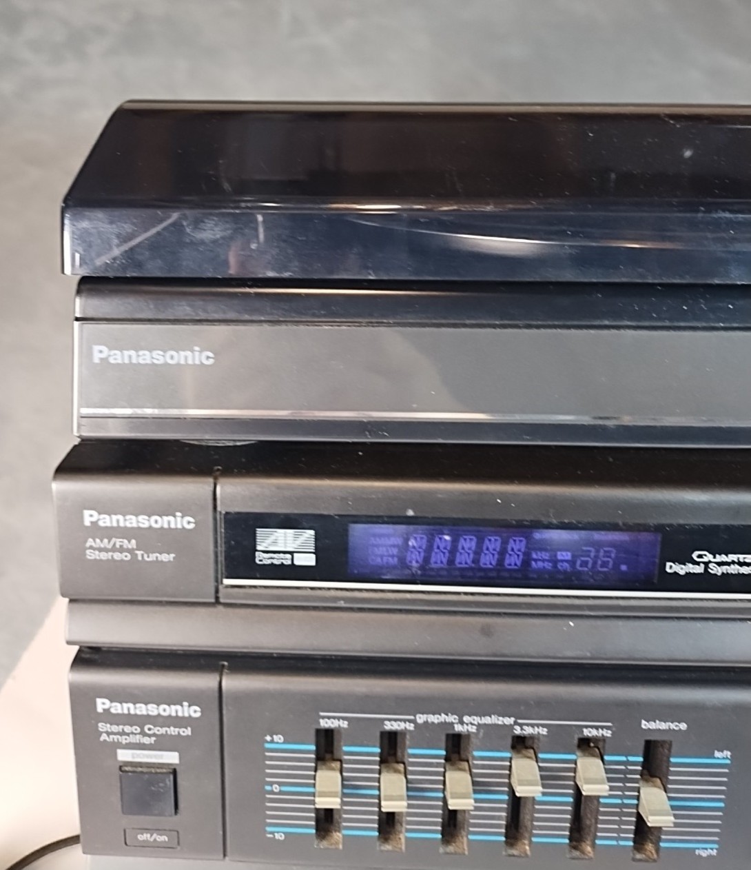 Panasonic SA-H30 Quartz Synthesizer AM/FM Cassette Stereo Receiver