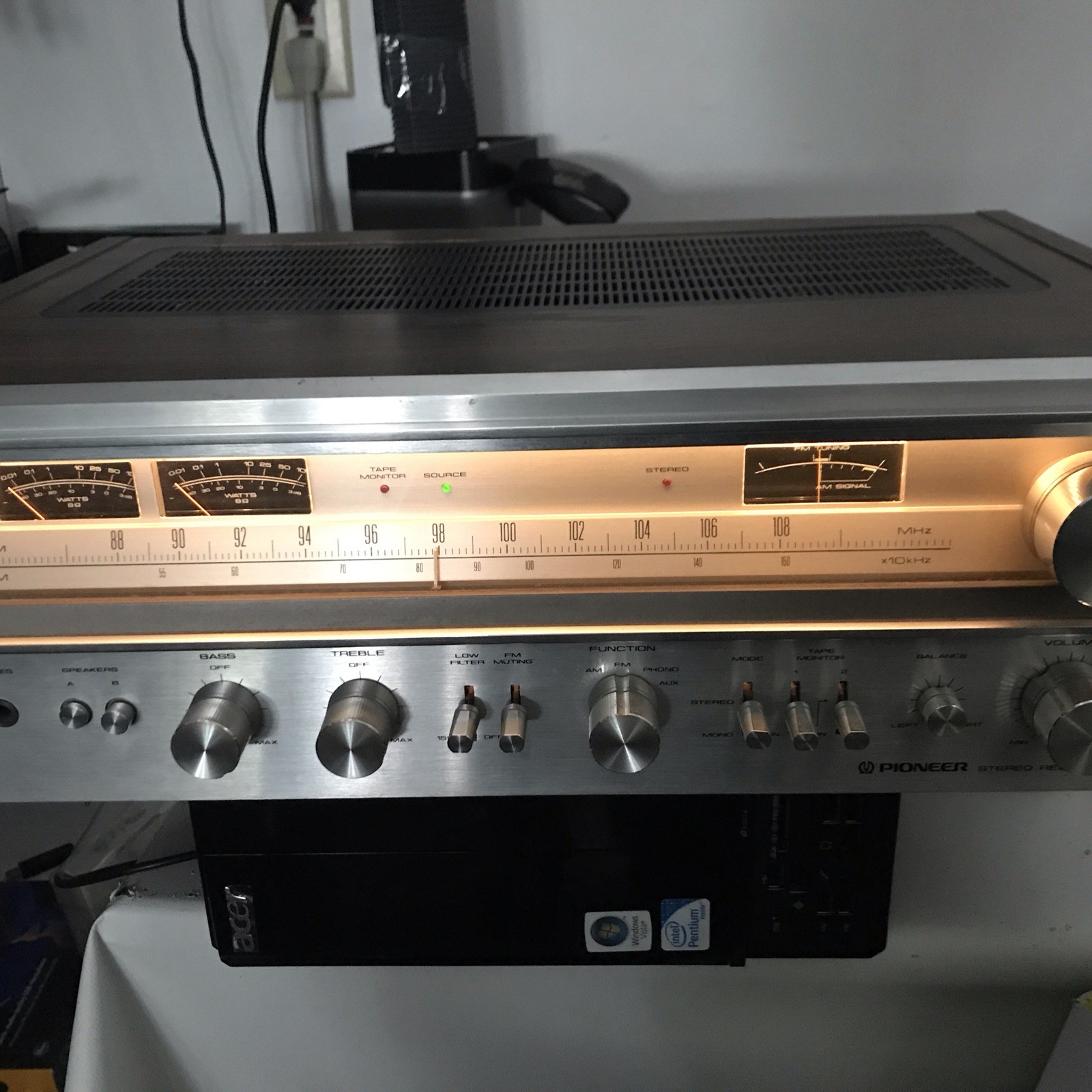Vintage Pioneer SX-780 AM/FM Hi-Fi Stereo Receiver Vtg Turns On – See Photos