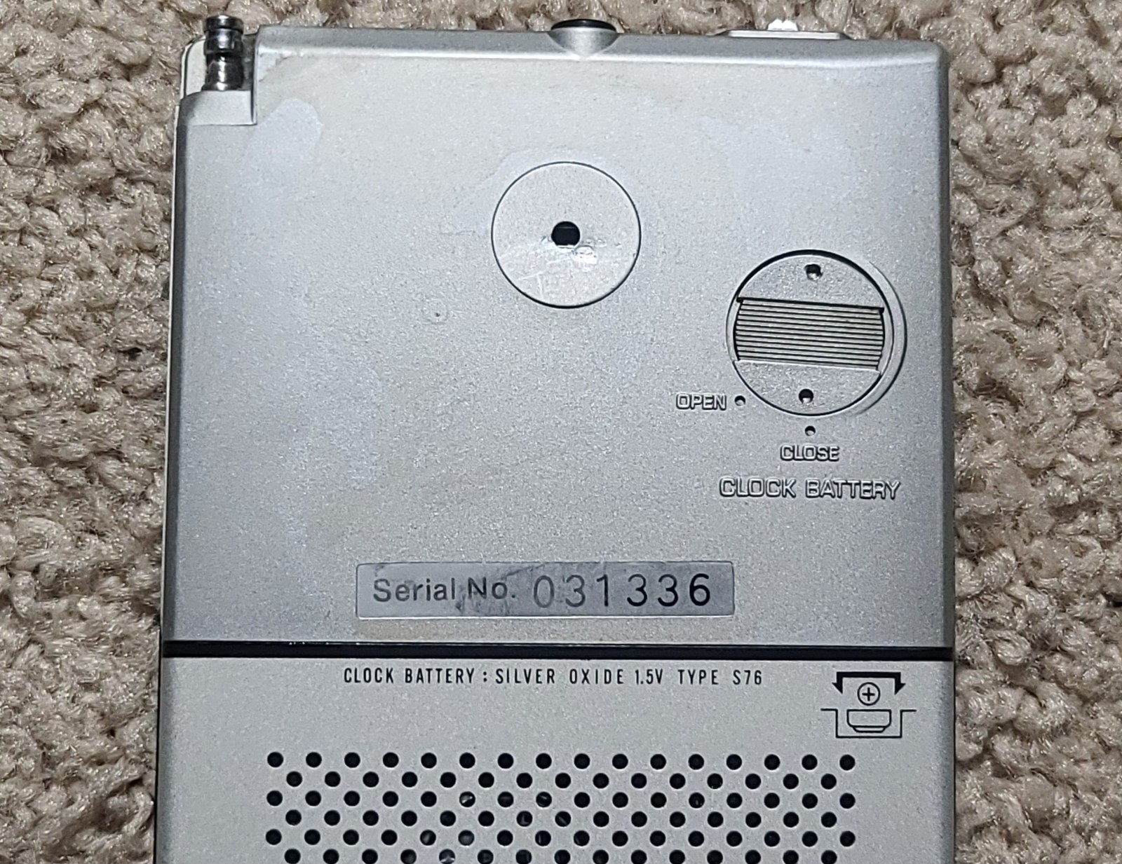 Vintage Panasonic RF-016 AM/FM 2 Band Pocket Radio Clock W/ Case Tested READ!!