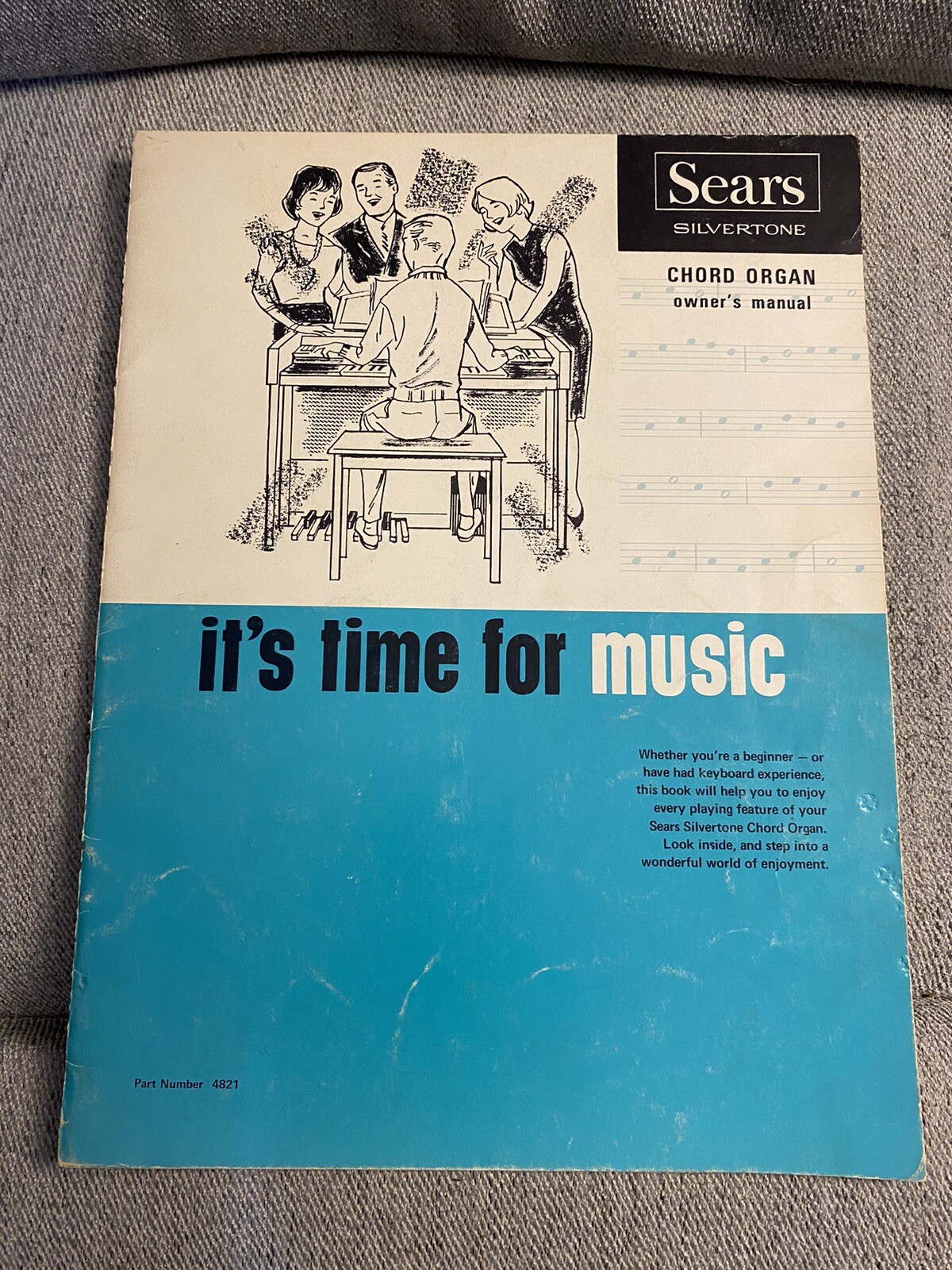 Sears Silvertone Chord Organ Owners Manual For 18, 30, 40 Button Organ 1969