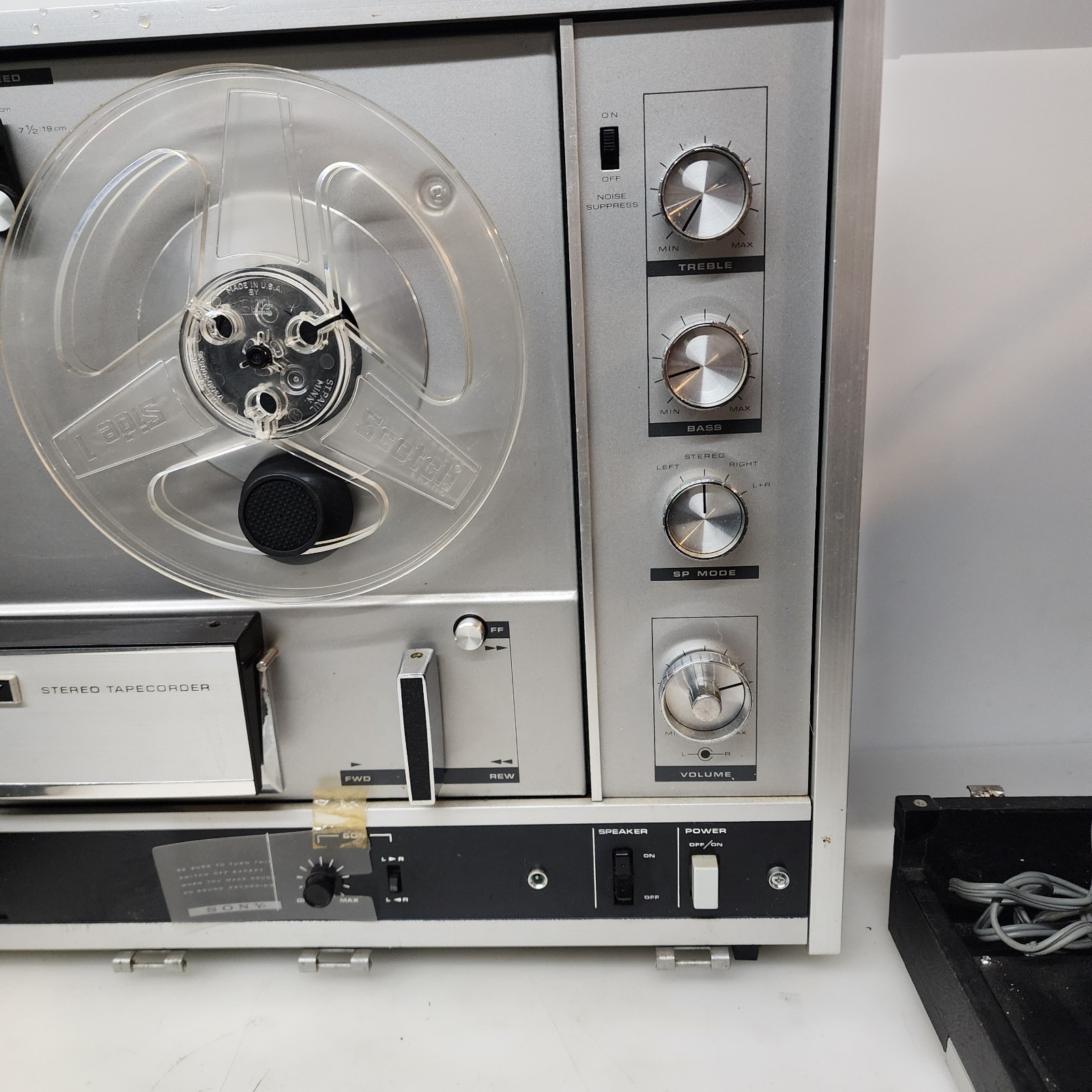 Sony TapeCorder TC-540 Reel to Reel Solid State Stereo Tape Recorder Player
