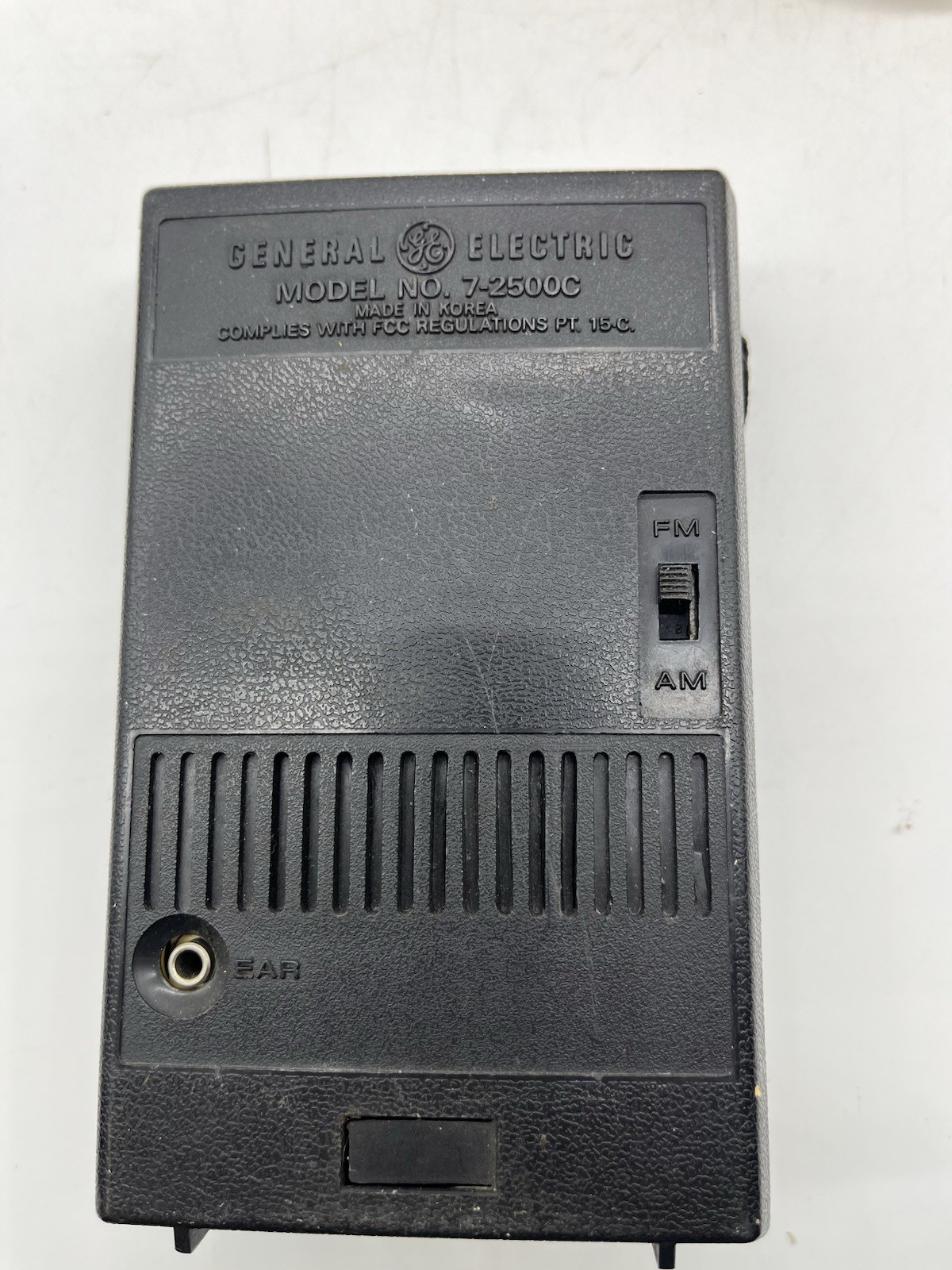 Vtg General Electric Model No. 7-2500C AM/FM Pocket Radio TESTED And Working